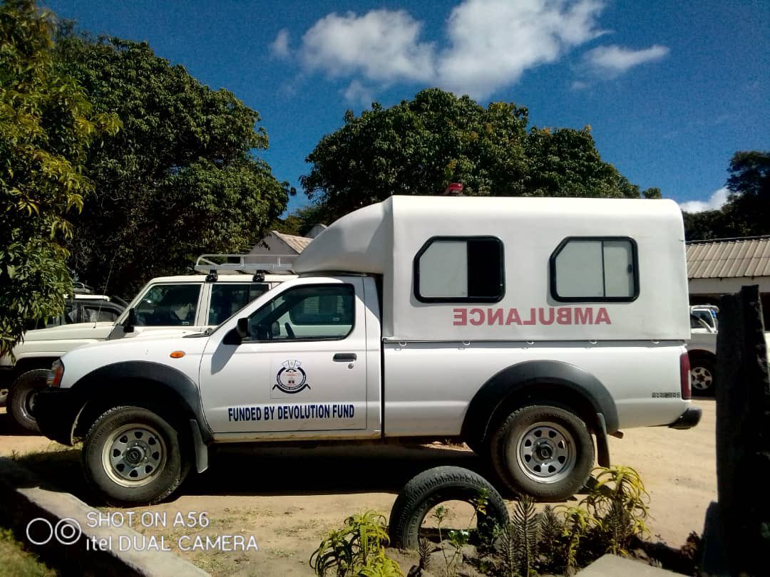 nickmangwana's tweet photo. MUTOKO
The RDC used Devolution Funds to buy an Ambulance, Tipper Truck and Backhoe loader. The tipper truck and backhoe loader will help road construction and maintenance. The ambulance will benefit thousands of families. 
#DevolutionInMotion https://t.co/b1qIH4EwTl