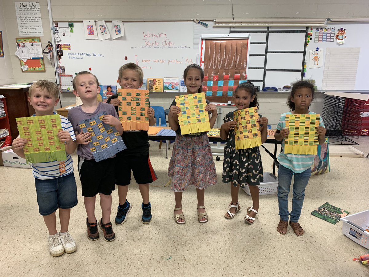 After reading “The Spider Weaver” Kindergarten created Kente cloth weaving patterns. #AcceleratingTN2021 #weaving <a href="/tammyrlewis66/">Tammy Lewis</a> <a href="/MarshallCoSch/">Marshall County Schools</a>