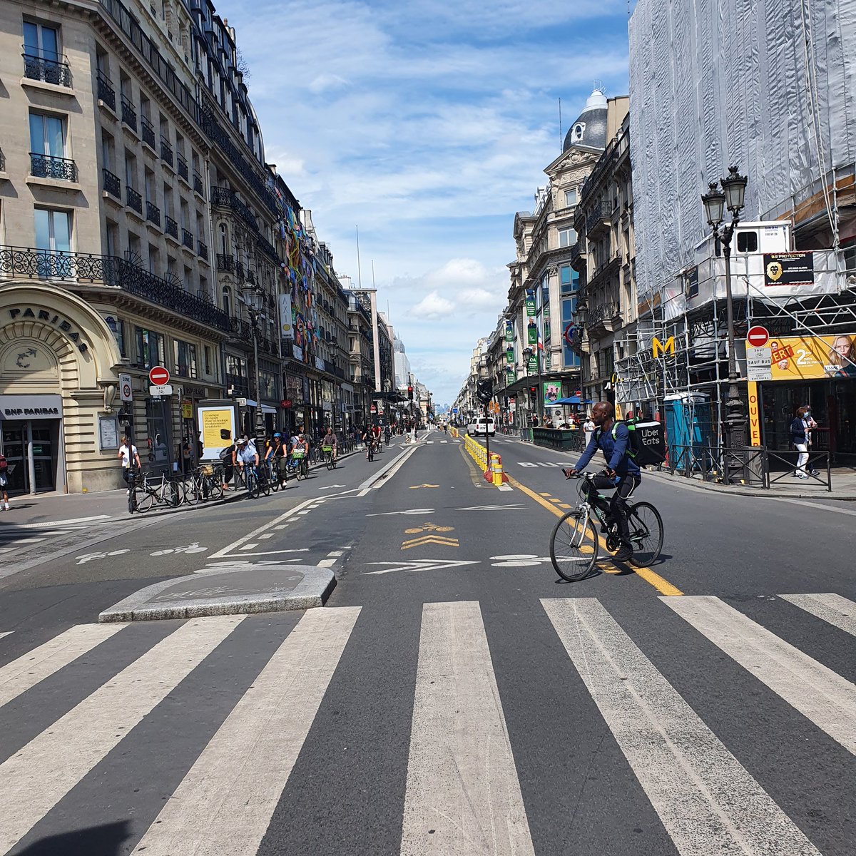 AurelieDemeulem's tweet photo. Dream of Boulevard de Strasbourg in the future. #velotaf #Toulon https://t.co/uVhsPbOKi2