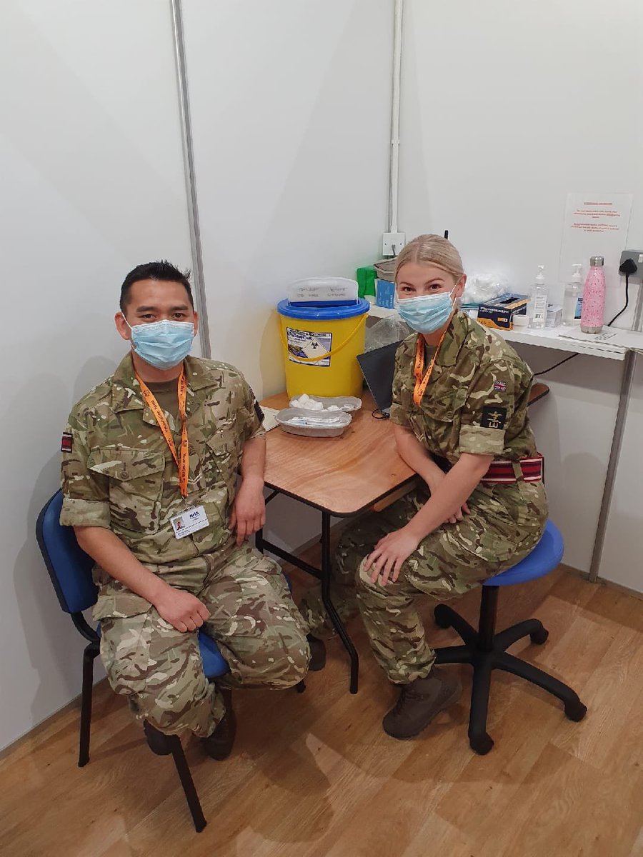 Cpl Gurung and Cpl Sibley from @DMS_JHGSE are still doing a great and necessary job in Scotland helping with vaccinations #ArmyNurse #FindWhereYouBelong