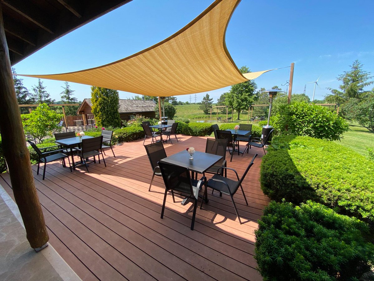 Somewhereness (@somewhereness) on Twitter photo Looking to #DiscoverSomewhereness this week? Our winery members are open and ready to safely welcome you for a tasting.
#DiscoverSomewhereness #Terroir #BuyLocal #OntarioWine #SupportLocal #summerinOntario
πΈ <a href="/Queylus/">Domaine Queylus</a> Looking to #DiscoverSomewhereness this week? Our winery members are open and ready to safely welcome you for a tasting.
#DiscoverSomewhereness #Terroir #BuyLocal #OntarioWine #SupportLocal #summerinOntario
πΈ <a href="/Queylus/">Domaine Queylus</a>