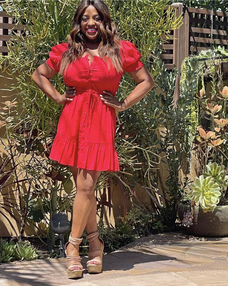 Sometimes you need to tell yourself: “I am enough! I am beautiful &amp; strong! I love myself &amp; I appreciate me!” 

Look up, breathe &amp; repeat! 💜

#MondayMotivaton