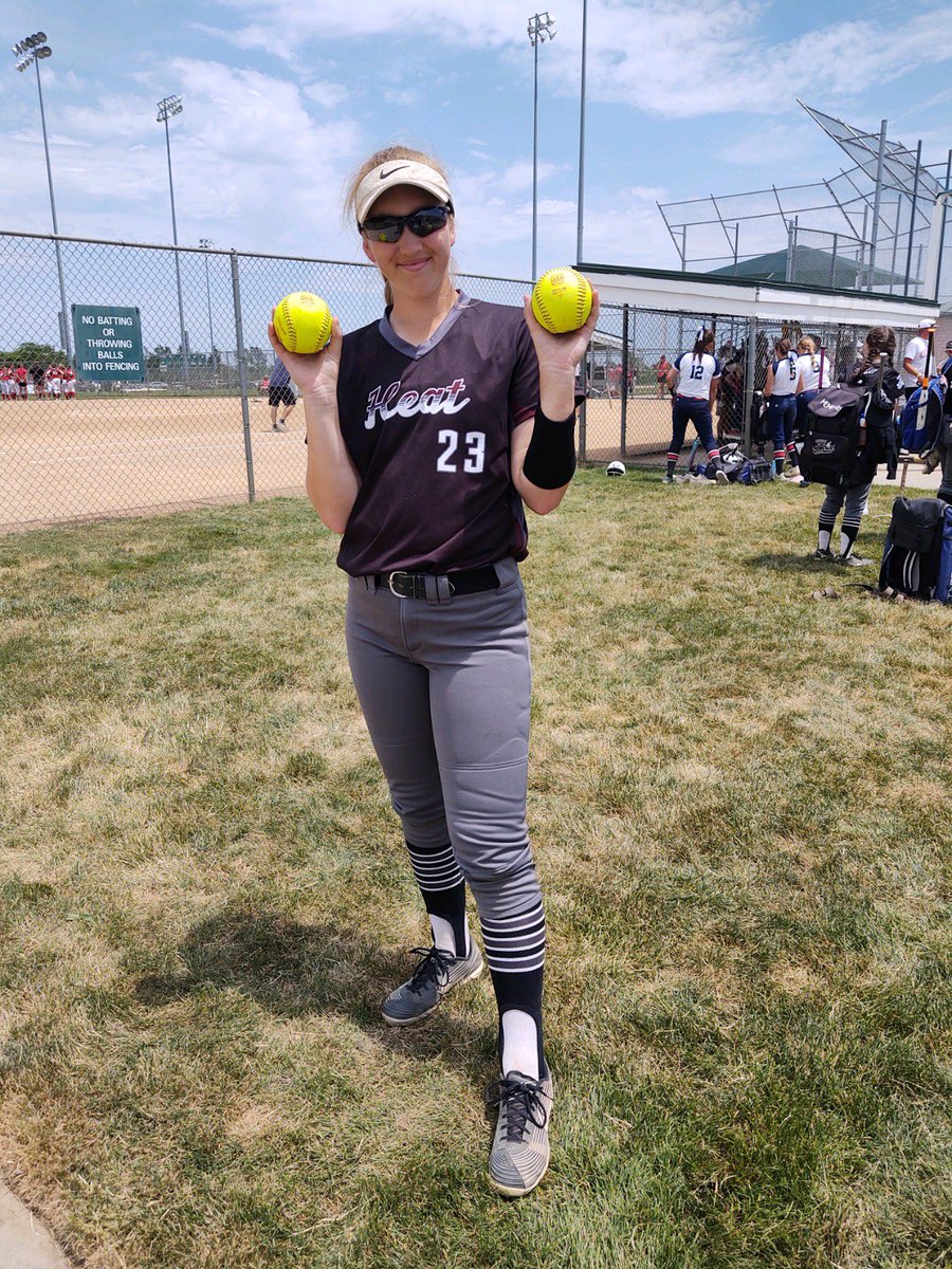 Stock the pantry with Oreos mom and Dad. Alisha deserves some double stuff for long balls in the same game Saturday at state in Hastings. Way to go kid!! 🥎