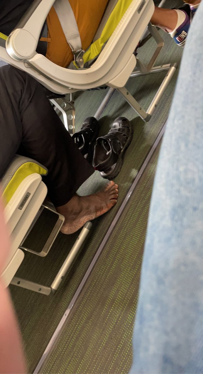 HamelJack's tweet photo. @samlawlzor So how do we feel about being barefoot on the actual plane? https://t.co/GOYO9KbrZt