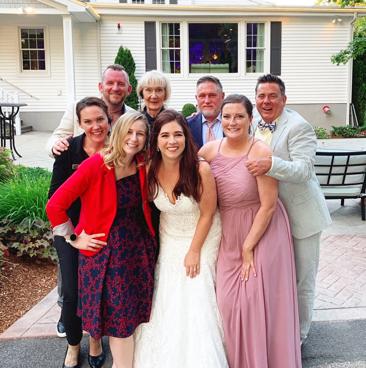 SaphireEventGrp's tweet photo. Yesterday, we got to witness one of our own tie the knot! Congrats to longtime Event Producer Elizabeth &amp; her new husband Owen, who held their beautiful ceremony &amp; reception with us at #SaphireEstate. Such a happy day for the SEG family! https://t.co/wJpyiKjnO7