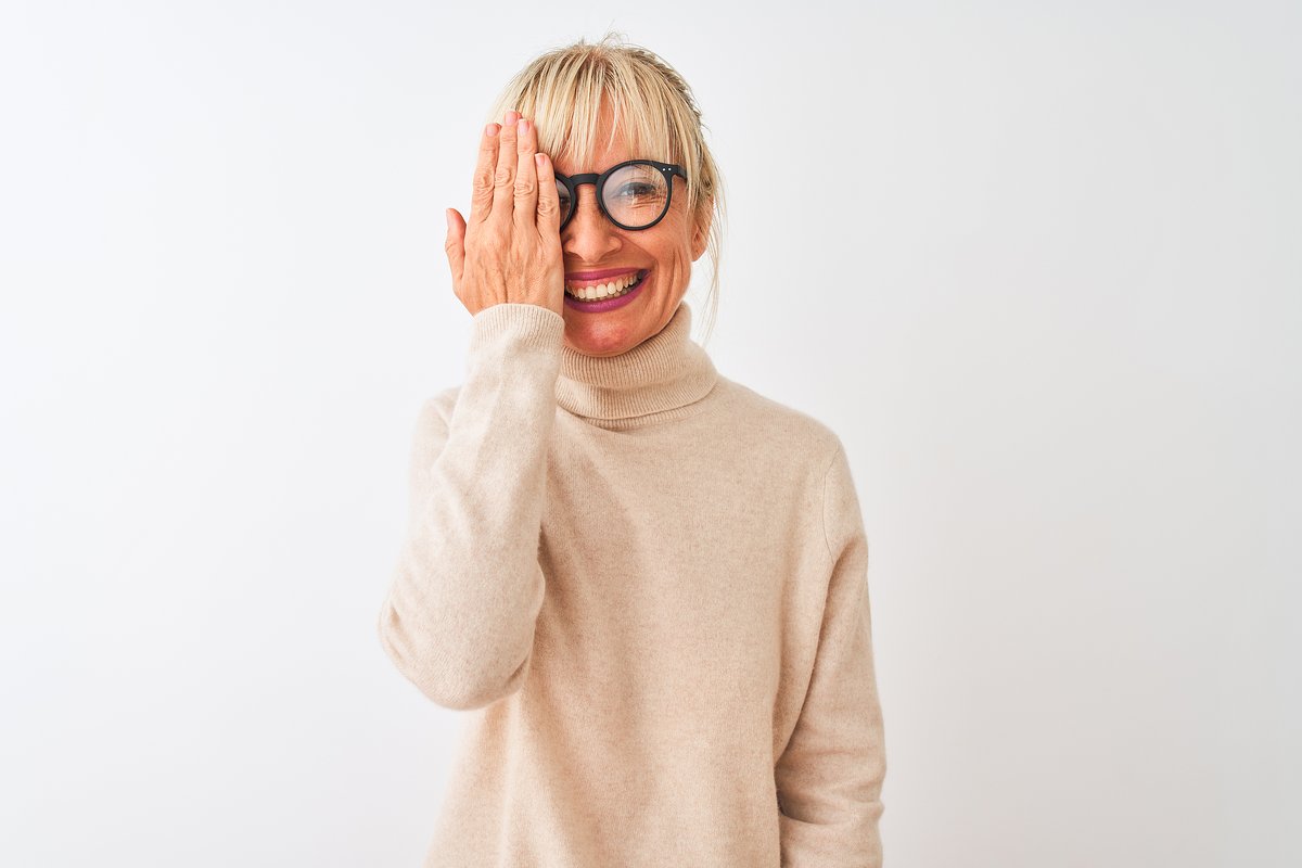 HearingAdvanced's tweet image. Try this: cover one eye &amp;amp; look around. Is it more difficult to see? It’s not much different with your ears! Read our blog on why two #ears working together are better than one. advancedhearingsys.com