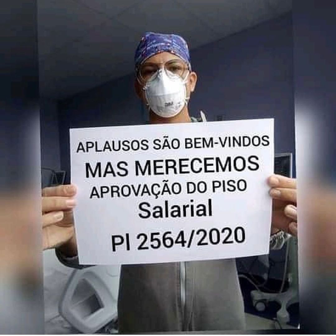 Coren_MT's tweet photo. O desabafo é mais que justo e reflete a realidade dos profissionais de enfermagem de todo o país. Nossa luta não pode parar, somos resistência, somos a enfermagem!
#reposted
#corenmt #aprovapl2564 #30horasjá #enfermagem #valorizeaenfermagem #abraceaenfermagem https://t.co/YpcrucFFQi