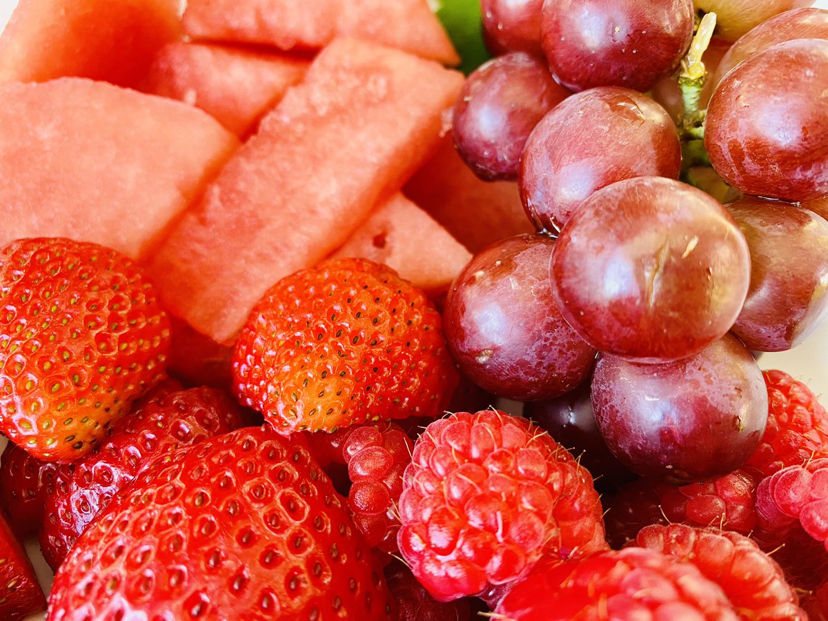 CharliesPDX's tweet photo. What’s your #favred fruit? Beat the heat with a sweet, cool, and refreshing fruit plate. We have so many delicious choices, place an order today!
#cultivatingfresh #naturescandy #fruit #healthy #redfruits #vegan https://t.co/LMH32eCcd3