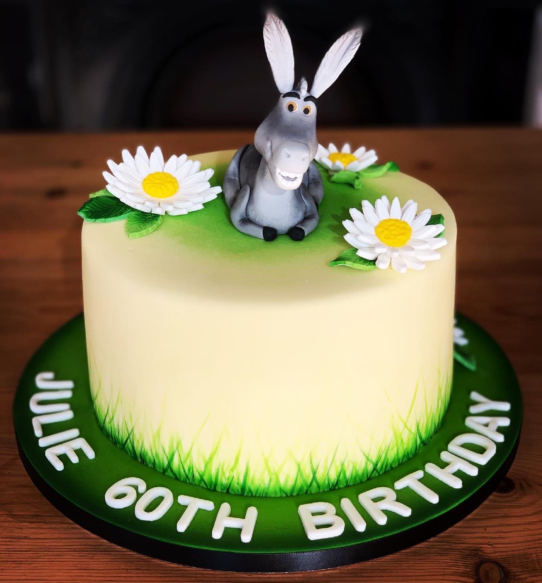 Clintons_Cakes's tweet photo. Donkey cake this week @clintons_cakes #cake #cakesofinstagram #cakedecorating #cakeoftheday #donkey #donkeycake #birthdaycake #birthday #shrekdonkey #london #londonlife #highwycombe #buckinghamshire #dasies #sugarpasteart #cakeart #eventplanner #cute #celebration https://t.co/k2awt6dAlj