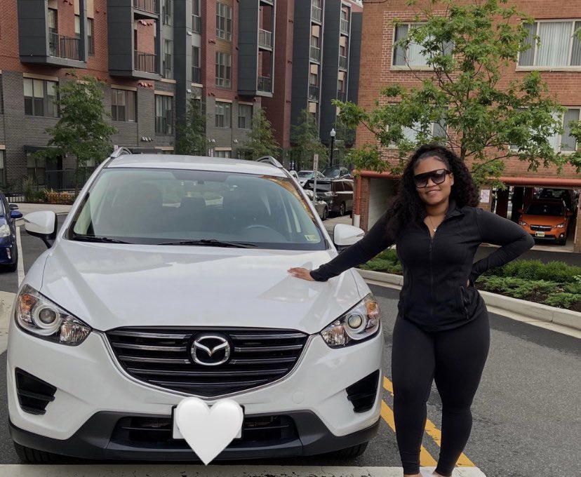 etoliamagdalena's tweet photo. Graduated ☑️ Apartment ☑️ Job ☑️ Car☑️ Plant Mommy ☑️ very much blessed https://t.co/6FWhGrAV9f