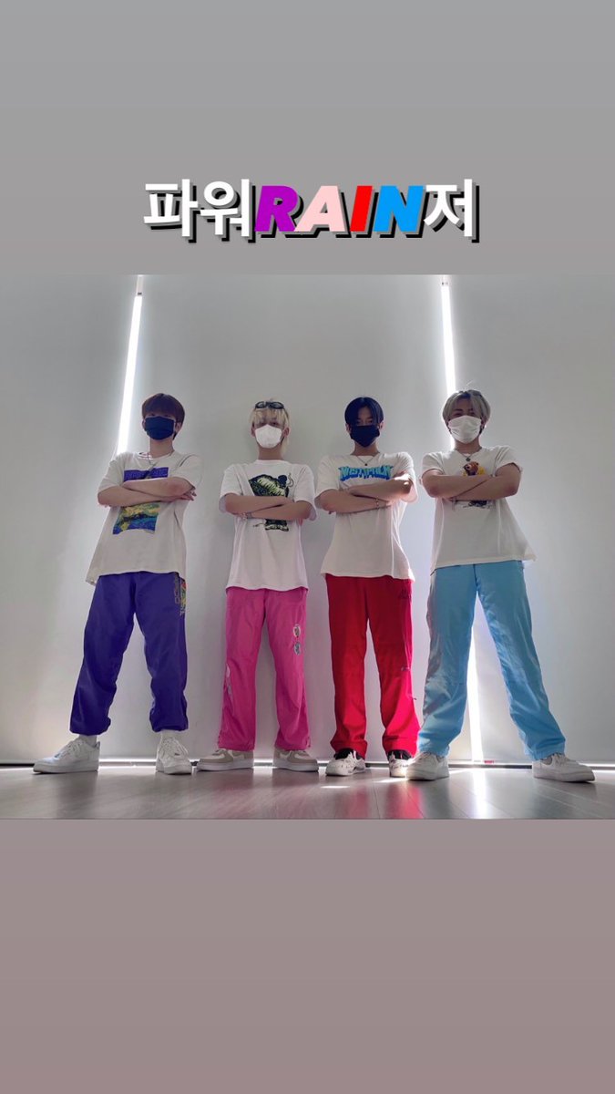 Ziipper4's tweet image. They are sooo funny 🤣🤣🤣