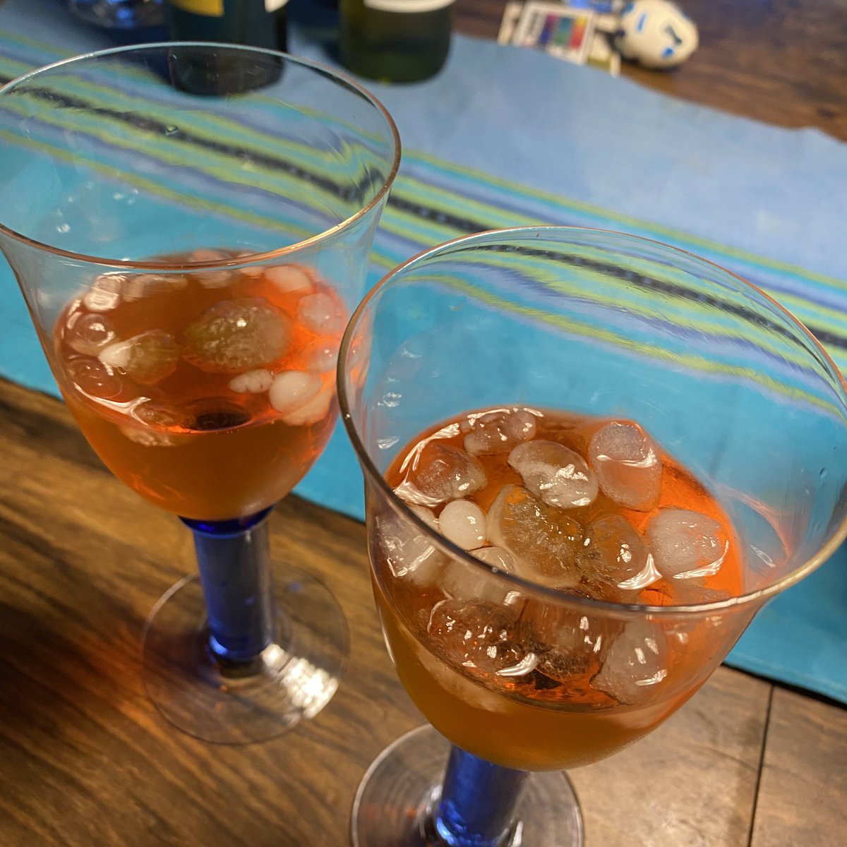 Sommergewitterhagel eignet sich gut für Aperol Spritz! #gewitter #hagel #sturm