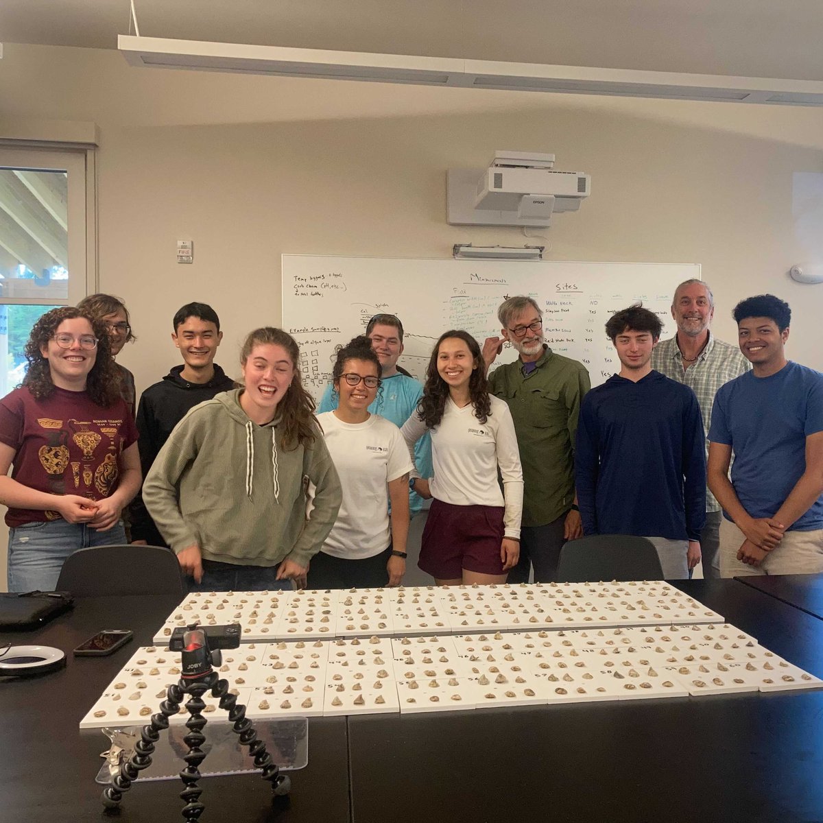 bowdoinscsc's tweet photo. Busy morning here at Schiller! Before 9 we glued 360 oysters to 60 tiles with the help of Quahog Bay Conservancy https://t.co/AyC6NQG21W