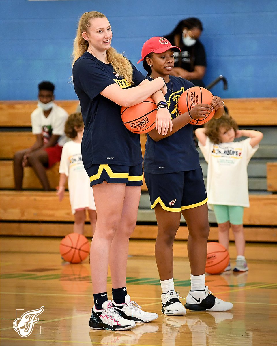 Indiana Fever tweet media