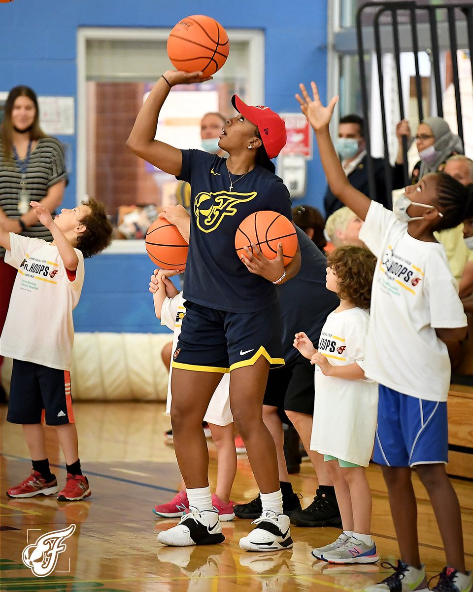 Indiana Fever tweet media