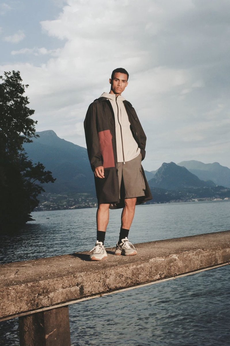 wwd's tweet photo. .@WoolrichInc's collection referenced the brand’s archives with a contemporary twist. https://t.co/BYf6DvzJSl https://t.co/d3OmohgnxH