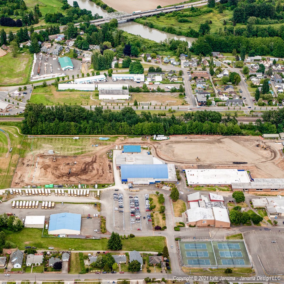 The latest #drone photo of the construction progress at Ferndale High School in <a href="/FerndaleSD_WA/">Ferndale Schools</a> , courtesy of Cornerstone GC 🏗