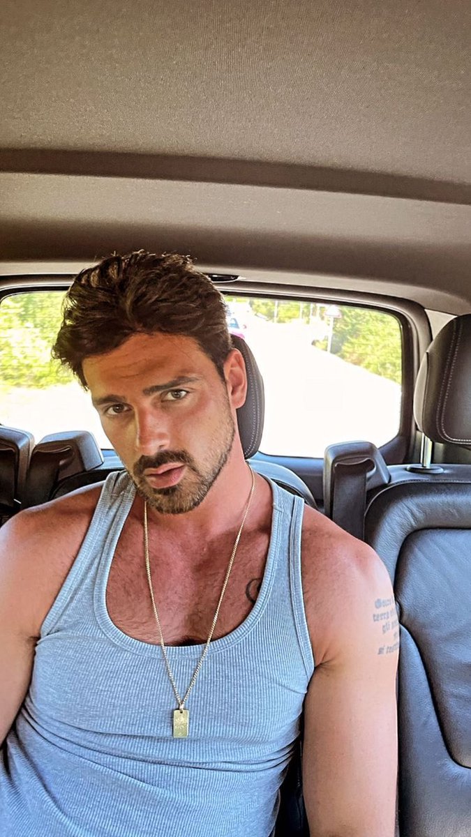 Michele Morrone Official (@michelemorroner) on Twitter photo 