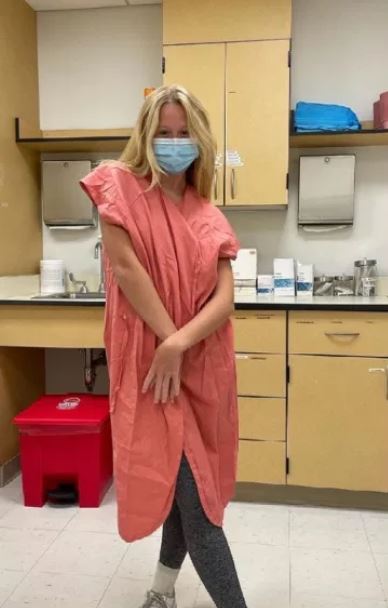 Miranda McKeon, actriz de Anne with a E, reveló que padece cáncer de mama

"Con un corazón pesado, pero esperanzado comparto que me diagnosticaron cáncer de mama. Tengo 19 años y, según estadísticas, las probabilidades de tener a esta edad son una entre un millón” dijo en redes.