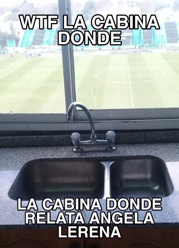 Angelalerena's tweet photo. Es cierto: lavo los platos. También comento fútbol en televisión y crío 3 hijos. Lo siento, machirulo, yo no tengo la culpa de tus limitaciones - échale la culpa al patriarcado, que te hizo poco autoexigente 💅🏼⚽️🍳 https://t.co/VQK95h6969