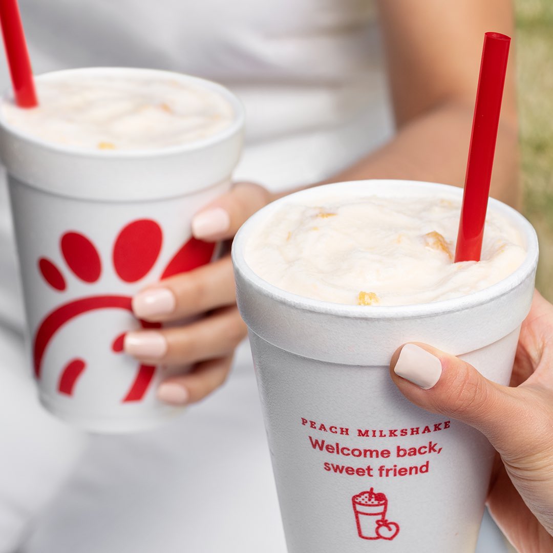 Some things go better together… like you + your bestie + peach milkshakes 🍑

Stop by and grab one of our famous peach milkshakes before summer is over! ☀️