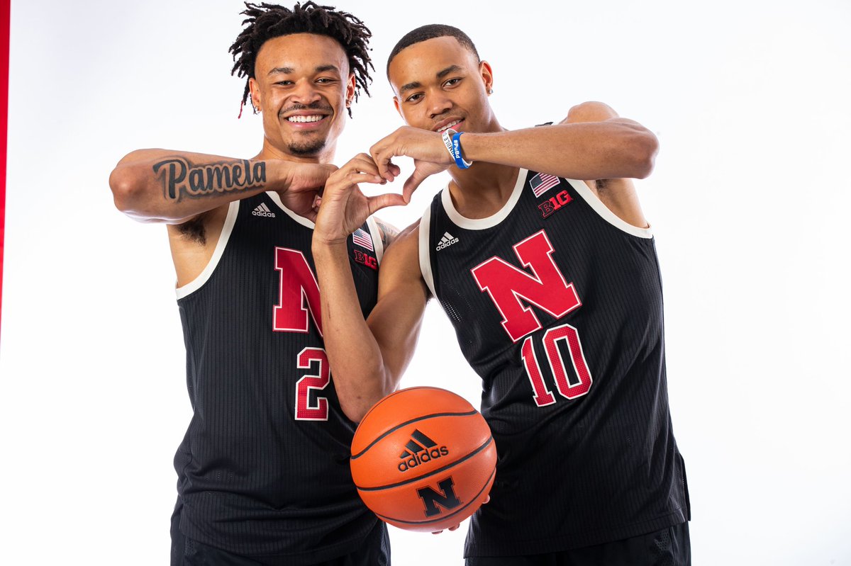 BryceMcgowens5's tweet photo. They asked me how up it is with him, it’s to the ceiling…♾ #PuBd @Trey5mac_ https://t.co/pZeId85j0l