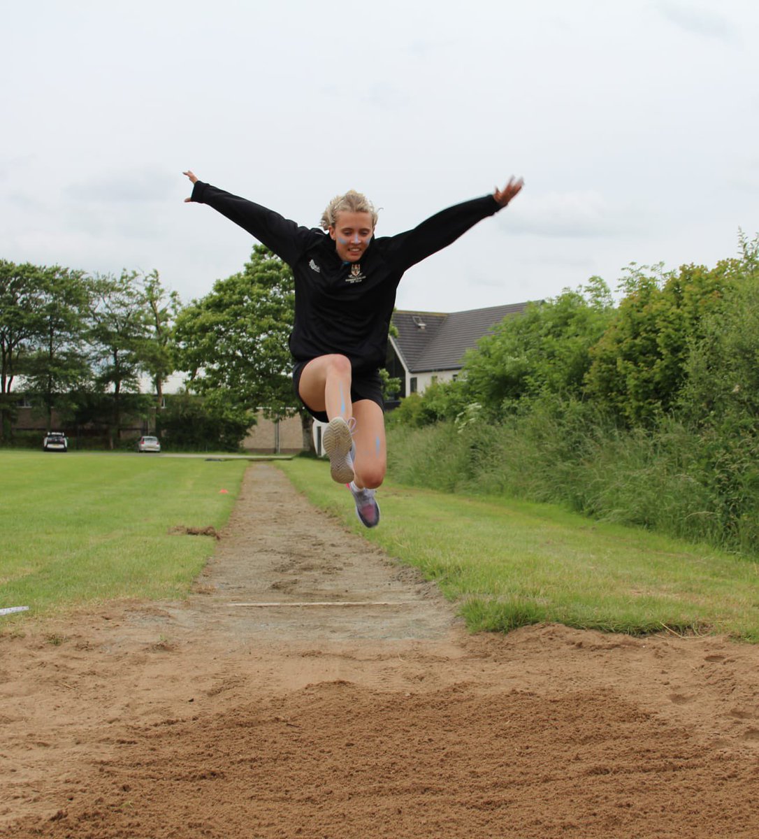 ShebbearHead's tweet photo. Brilliant Senior School Sports Day on Dartmoor Athletics Field today @ShebbearCollege @ShebbearSandOE #ShebbearCourage #ShebbearConfidence #ShebbearCommunity https://t.co/U4otobBzkQ