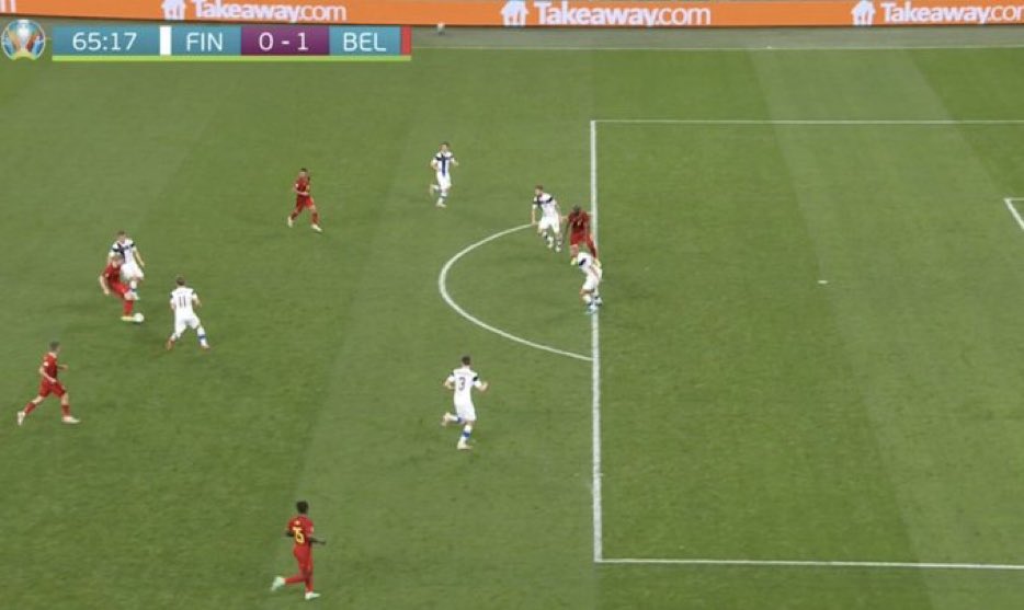 ODDSbible's tweet image. Well, we had to wait a long time for it but our first #EURO2020 VAR howler 😭