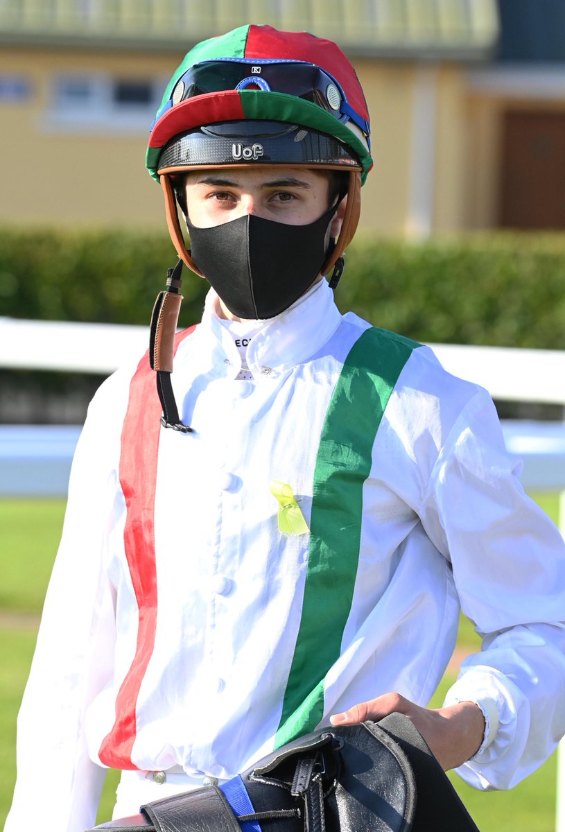 Irish_Jockeys's tweet photo. The outstanding young talent ⁦@DylanBrowneMcM⁩ and his fellow riders ⁦@BallinrobeRaces⁩ today marked the tragic loss of another outstanding young talent Tiggy Hancock and the sad loss to racing of Nicky Connolly https://t.co/25p52KhGoT