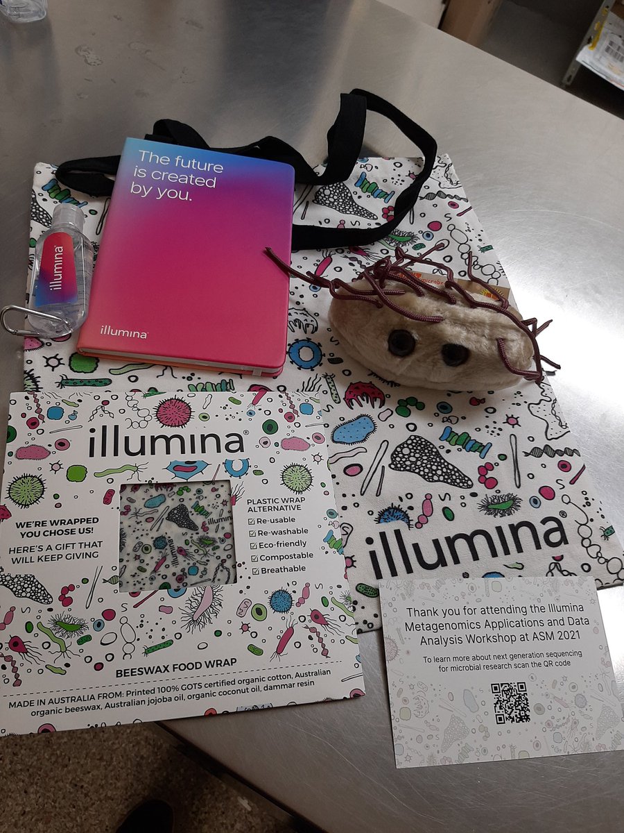 taniapsduarte's tweet image. Me, microbes and spiders in the lift. 😳😳😳 HELP!!! 
Look what I&apos;ve just got from @illumina ! Thank you #illumina and #2021ASM 
@IMBatUQ @AUSSOCMIC