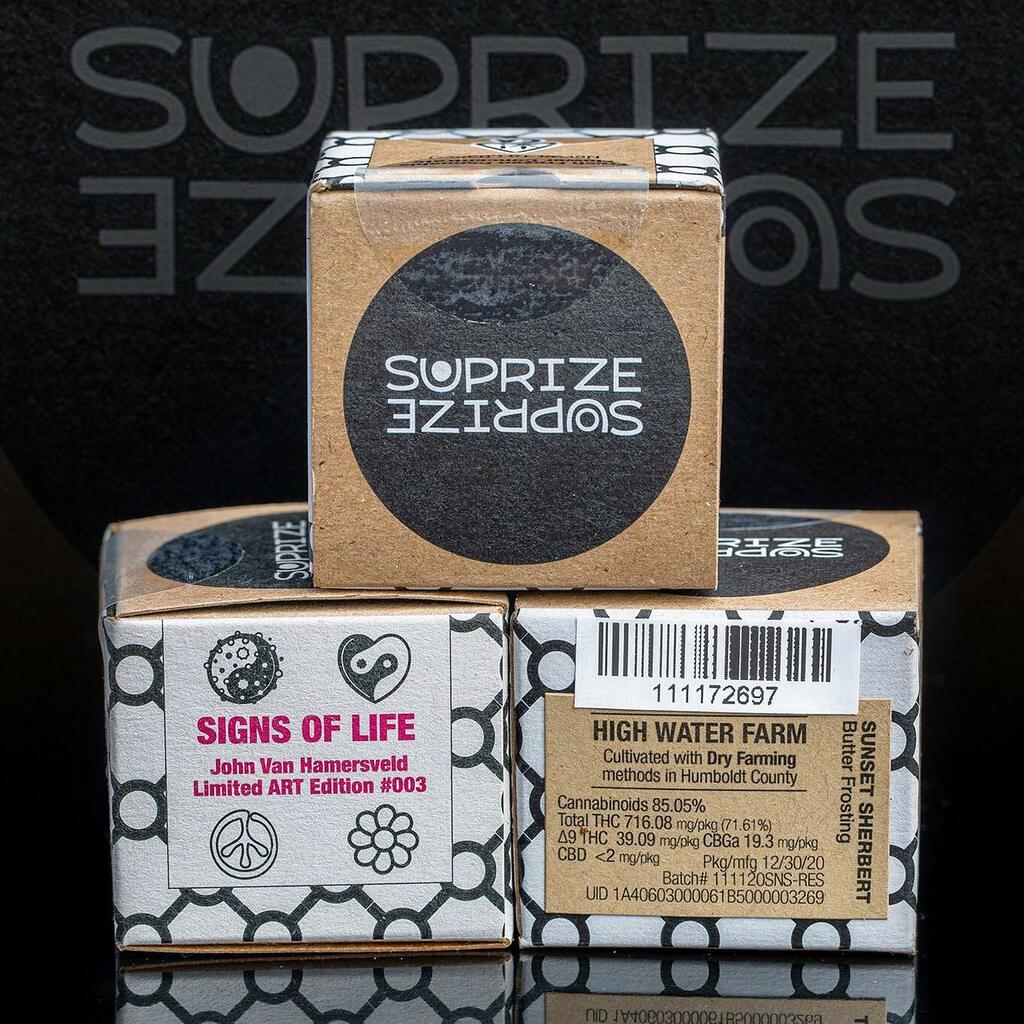 TLCcollective_'s tweet photo. Catch the sunset with a buttery Suprize.🌅🍧❄️

#SunsetSherbert Live Resin Butter Frosting By @suprize_suprize 

Available @tolucalakecollective 
#tlc #tolucalakecollective #losangelesfarmers #suprizesuprize #liveresin #terpenes #la https://t.co/mohzuxGzCd https://t.co/0A4UD2Hq87