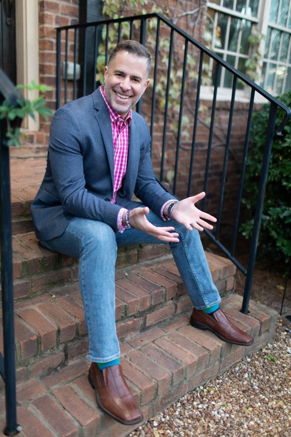 Jonchandonnet's tweet photo. Dr. Brad Bongiovanni and Jon Chandonnet collide with well-being, sharing stories and science about the EXPERIENCE of well-being. 

They invite longtime friend, Jay Carpenter, who cracked the well-being code. Scheduled for 6/23/2021 @ noon EST Register: 
https://t.co/0doHKWOhUm https://t.co/70zkacFv4R
