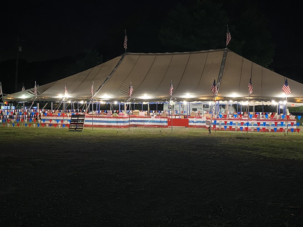 GrsslndFirework's tweet photo. We’ve loved seeing so many of y’all already! We can’t wait to see everyone else!! https://t.co/hiIy3wTmsp
