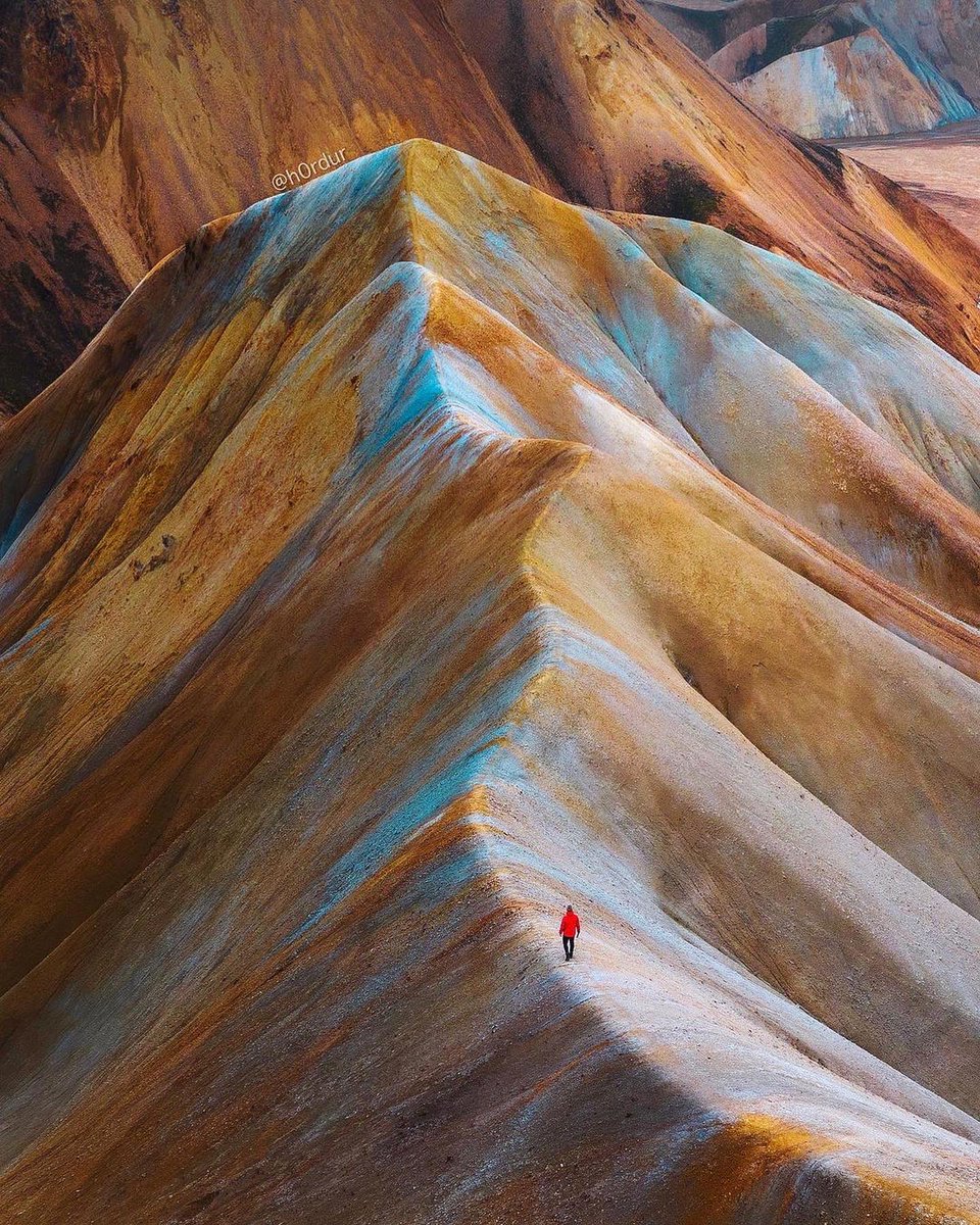 earth's tweet photo. The Highlands of Iceland. https://t.co/bKB8HIIYZo