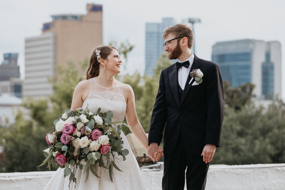 Linnddsseeyyy's tweet photo. Here is my annual tweet, to let you all know, I got married. 💍🥳 https://t.co/ufV7sO1zoU