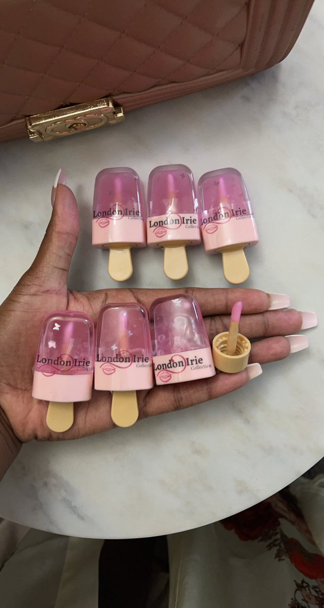_WhooMe's tweet photo. Pink 🦋 Popsicles #lipgloss
https://t.co/TUpkJYpKpf
Made by amazing minority She•E•O’s https://t.co/kjEa1z0J5A