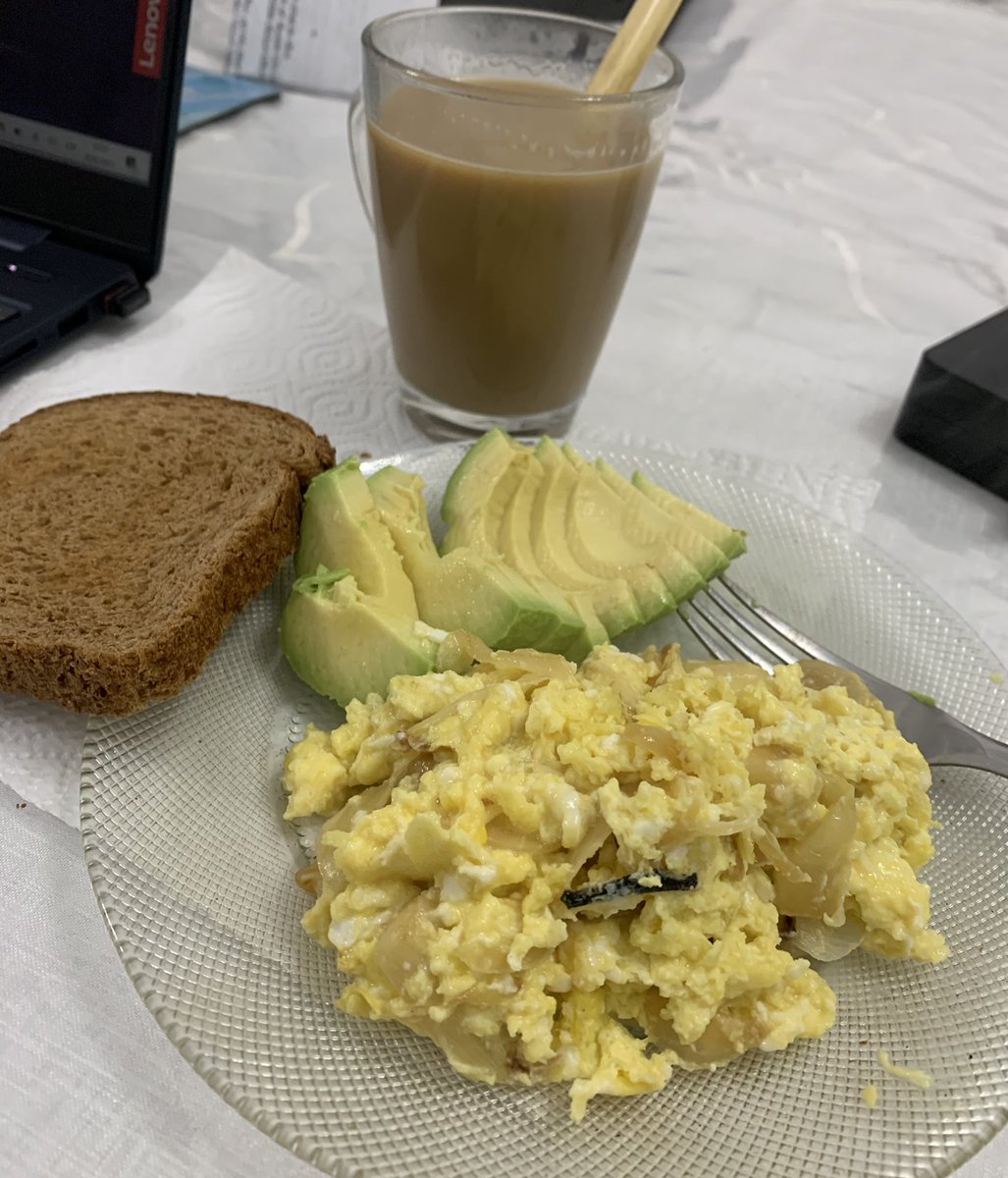 pancoflex's tweet photo. Este fue mi brunch de hoy!! Hecho por mi. No es gran cosa pero algo es algo. Que estaba delicioso es seguro... @holapancoe #ROMA4 mi alimento=desayuno favorito para tener energia en el dia! #pancoe17 #MAZ amor ❤️ https://t.co/Btux0oHkf5