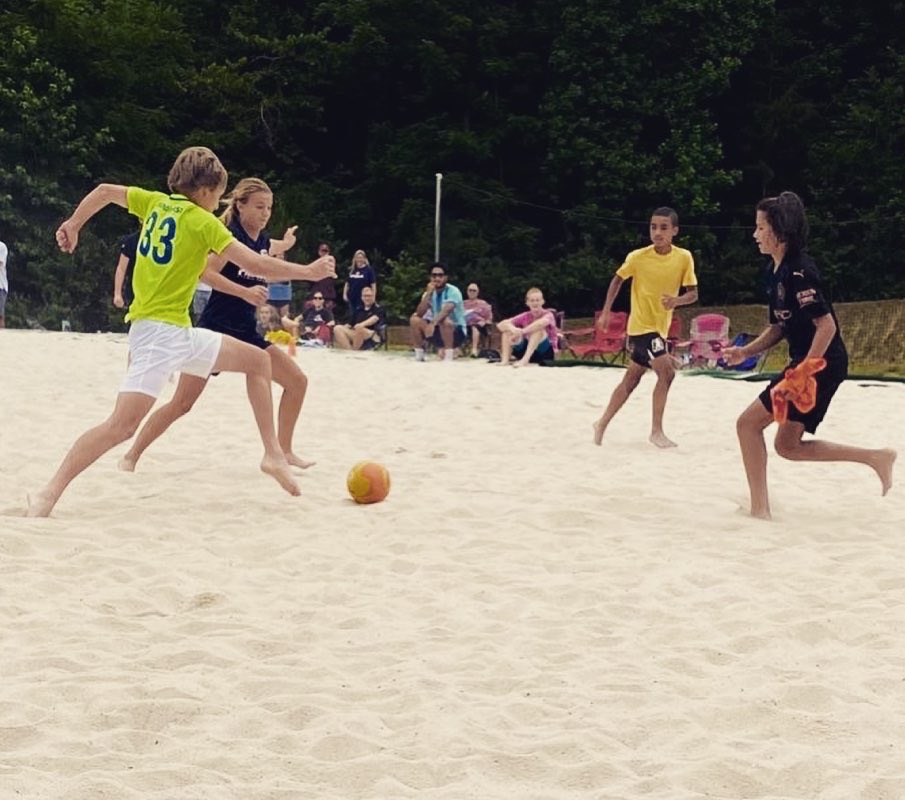BarefootFutsal's tweet photo. What a great Saturday we had hosting Futbol Frenzy event ⚽️💪

@F5Futsal hosted this day tournament that combined three disciplines: Futbol de Salon, Futsal &amp; Beach soccer.

Next F5 event 🔜 Saturday, July 10th - Futbol de salón ‼️ 

Registration 📲 https://t.co/BhwcRYZrZW https://t.co/yFNAAFVBiL
