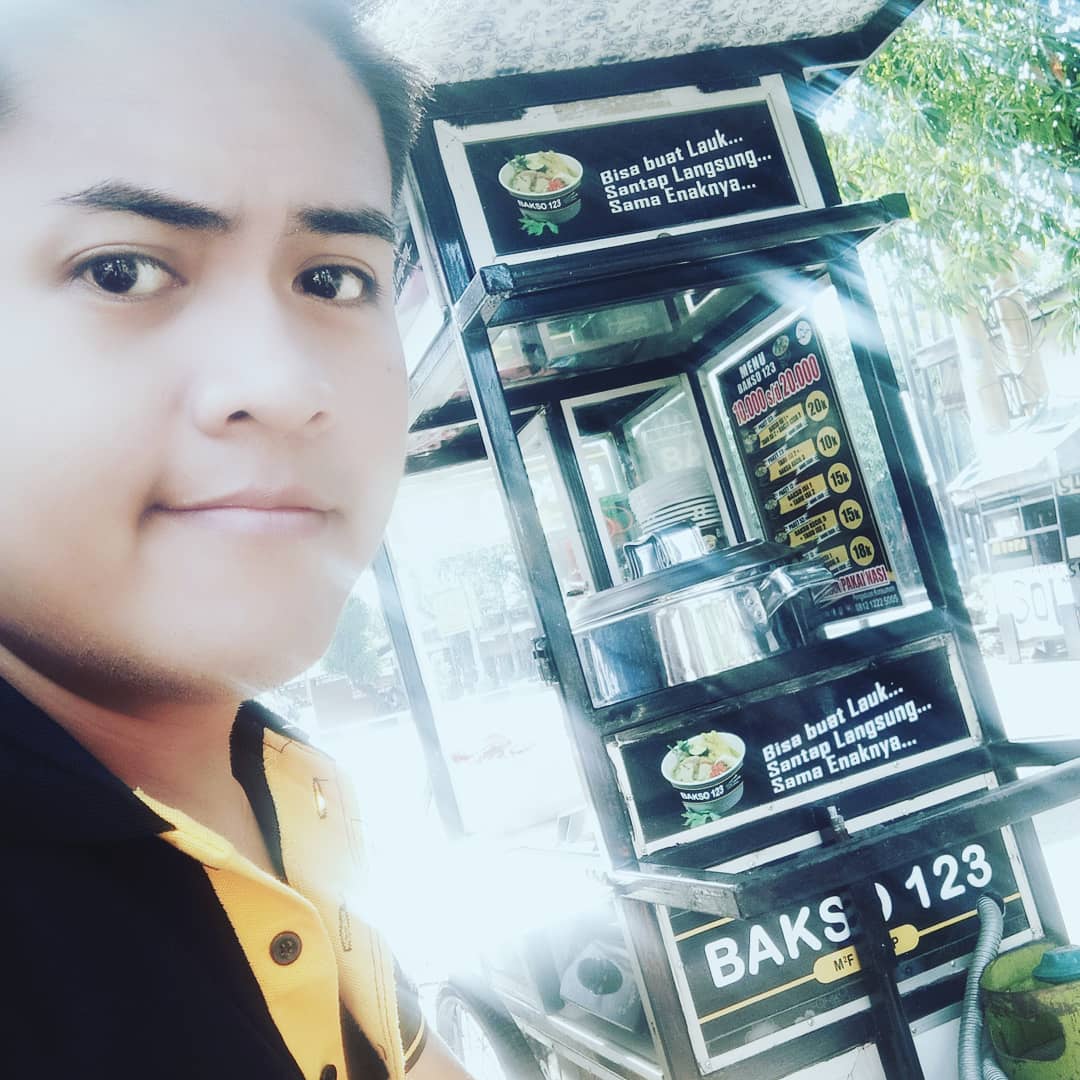 voadee's tweet photo. #FotoProfilBaru https://t.co/f2iFIfIaC0