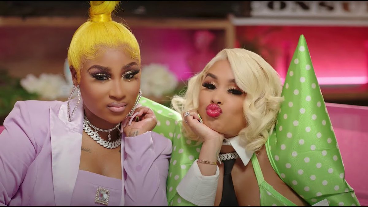 Minaj_Legion's tweet photo. “Hot Girl Summer” surpasses “Toot That” and is now the 3rd highest charting female rap collaboration on iTunes. https://t.co/fOTpbAR9oe