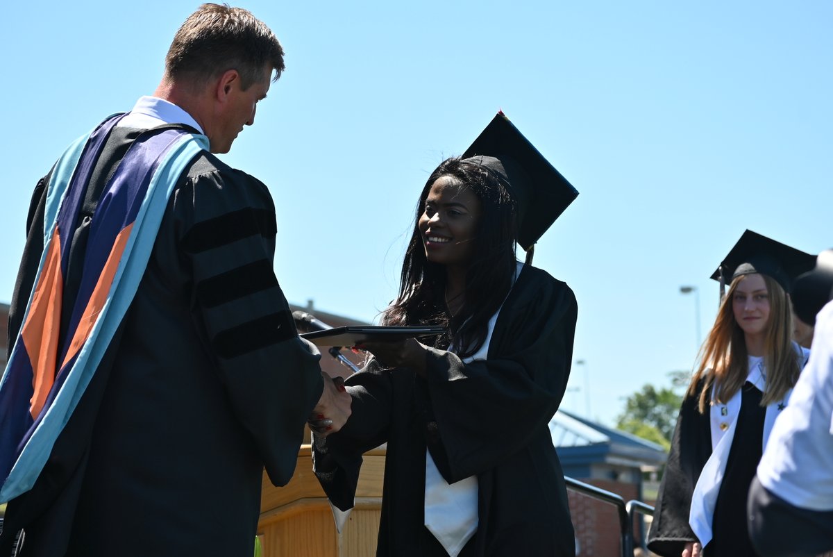 LCPSOfficial tweet picture