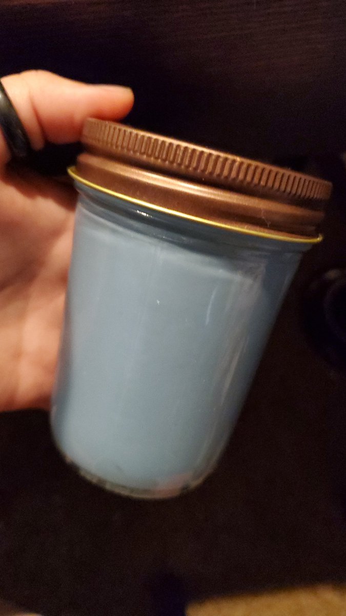 ArcaneMoonArt's tweet photo. A few limited candles have been poured!

Calling the scent Glacial Heart. #kaeyaalberich #fandomstuff #genshinimpact #abyss #glacialheart https://t.co/bDGqFVnvQv