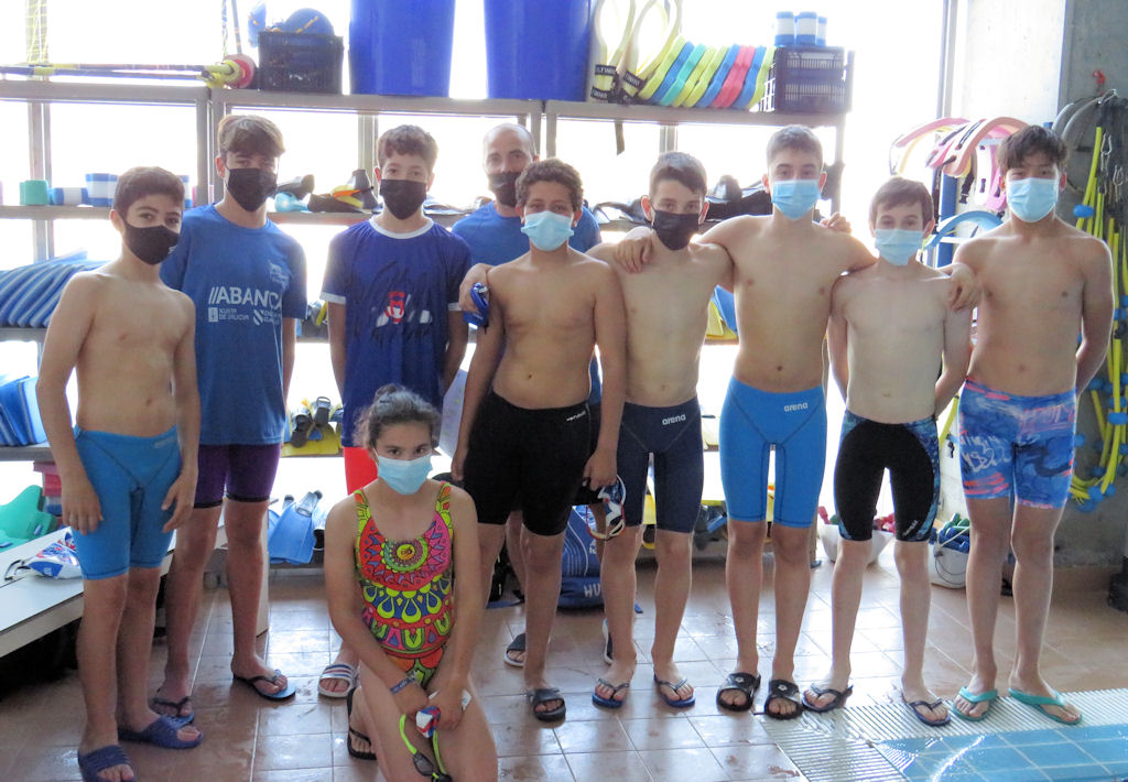 NatacionCDM's tweet photo. Siete nadadores de nuestro equipo participarán este fin de semana en el Cto. Gallego Alevín de Verano, que se celebra en la Piscina Rías do Sur en Pontevedra. #VamosCDM #VamosAlevines @Club_del_Mar
@fdeportegal @SomosABANCA @Xunta @igualdadenarede
https://t.co/6Cx3wyfeoq https://t.co/3JfH4TtNaX