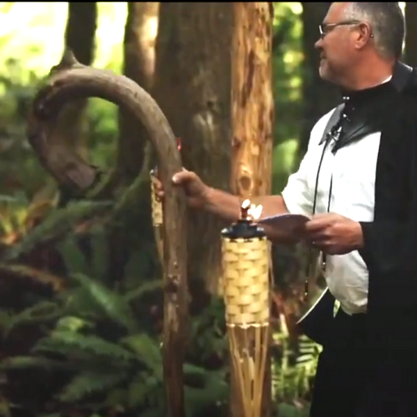 altimetercabin's tweet photo. A groom found driftwood to serve as a staff in his Viking-themed wedding. On the day of the ceremony, the staff was nowhere to be found. Check out the replacement he found in our woods! What a perfect replacement! To see the beautiful wedding video visit https://t.co/JTi6eJycNv https://t.co/JhHLzREbUl