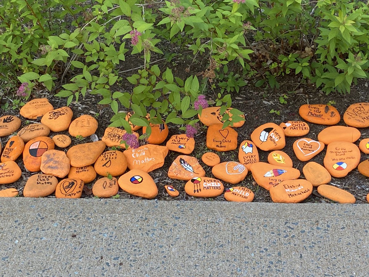 GinaJGraves's tweet photo. So proud of kiddos @PineRidgeMiddl2 who took part in our ceremony today. 215 rocks. We mourn the children who never made it home. We honour those who survived, though no child should ever have to “survive” a school. #everychildmatters #215Indigenouschildren #nationalindigenousday https://t.co/zFvInAebXR