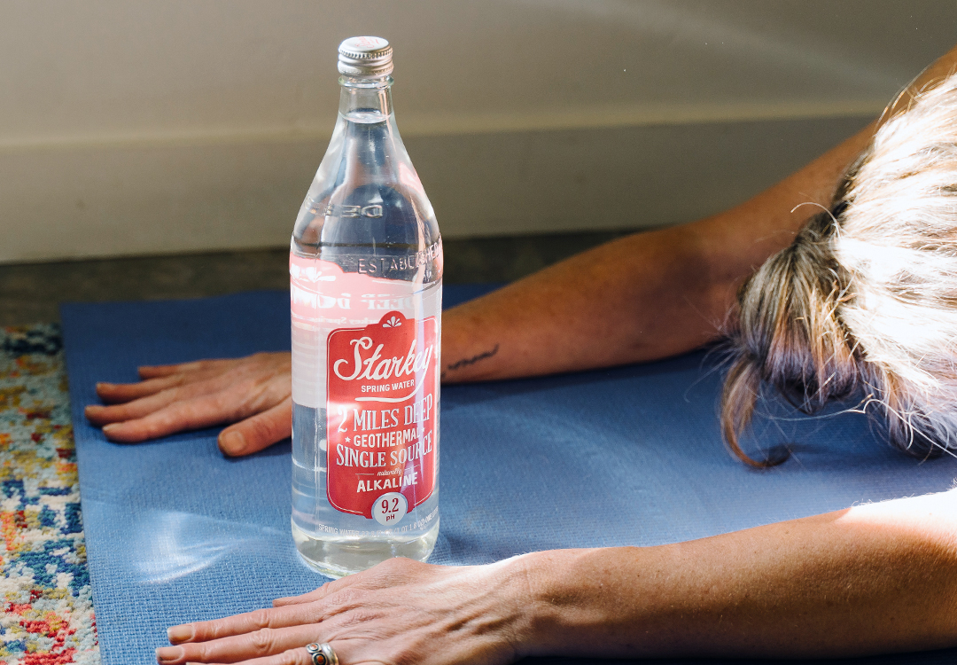 StarkeyWaterCo's tweet photo. It’s #YogaDay! Hydrate your “om” with Starkey 🧘 #yoga #hydrate #water https://t.co/x5xvMKEWbT