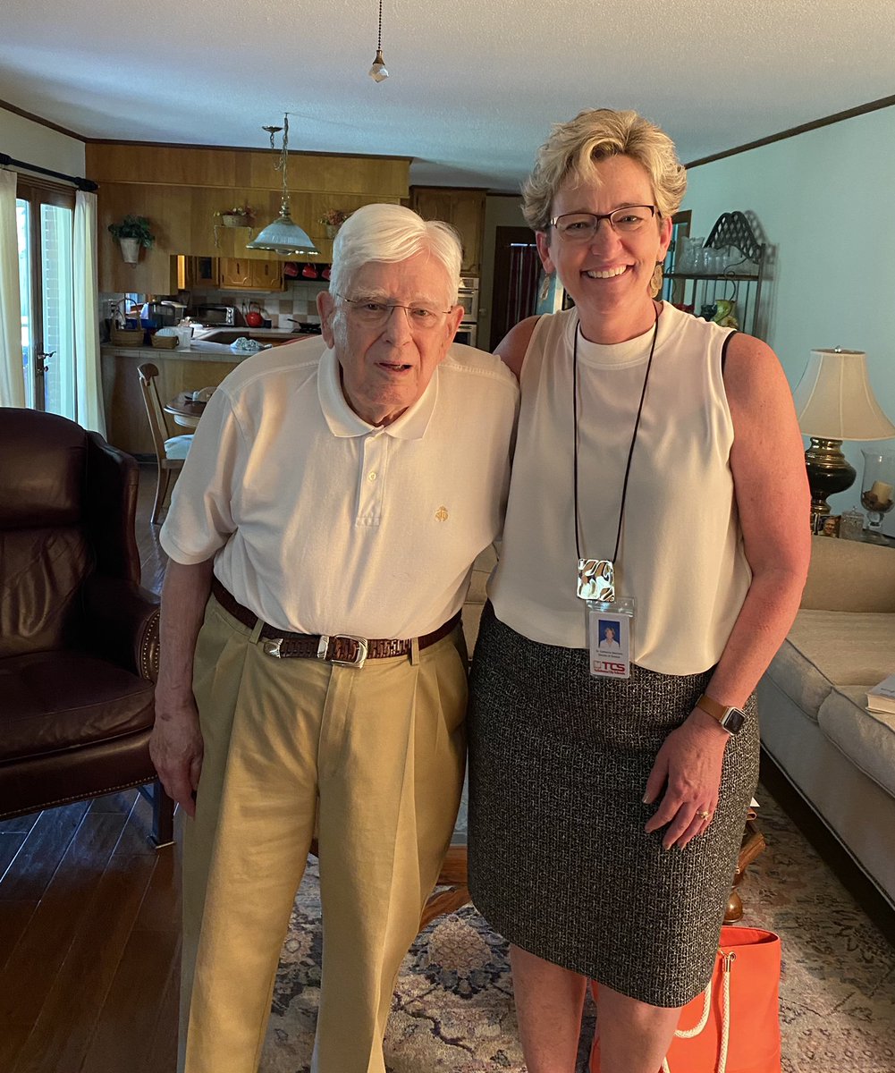 DrCatStephens's tweet photo. Today was a special day! Two @TCSPublic superintendents gathered together to chat about Tullahoma City Schools then &amp; now. What an honor to meet &amp; spend time with Dr. Embry, former TCS superintendent from late 70s to mid 90s. I learned so much. Yes, today was a special day! 😊 https://t.co/yJkrQYBuPd