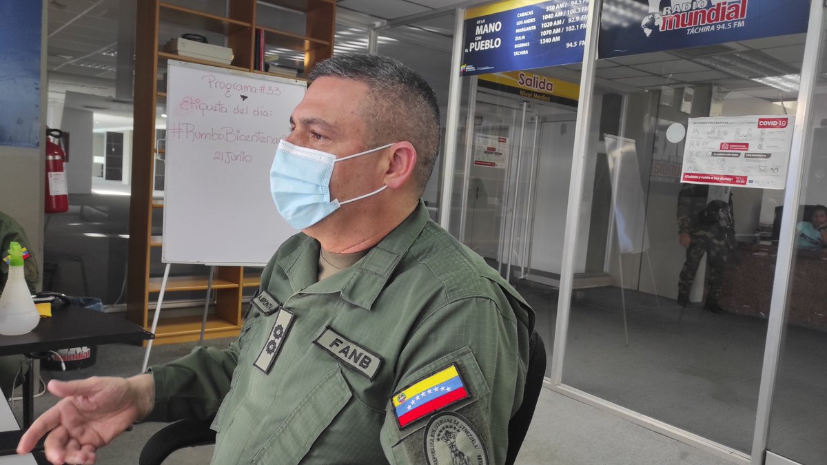 #DefensaIntegral En el estado #Tachira han sido vacunados 60 mil 757 personas e inmunizados 14 mil 817.

Debemos seguir manteniendo las normas de Bioseguridad recordar que  el covid 19 es el enemigo microscópico que sigue latente.
<a href="/MGOvidioDelgado/">MG. Ovidio de Jesús Delgado Ramirez</a> 
<a href="/zoditachira/">@zoditachira</a>
#RumboBicentenario