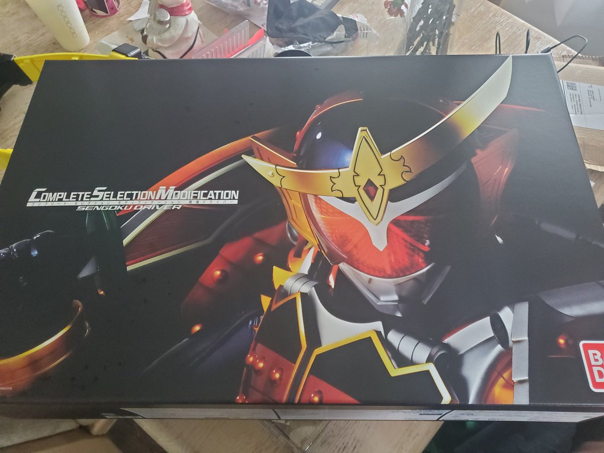 powerpackers90's tweet photo. @TeamRiderUS So a guy named Sid with a briefcase and S shaped lock gave this to me. I can trust him right? https://t.co/tfjv1blrEm