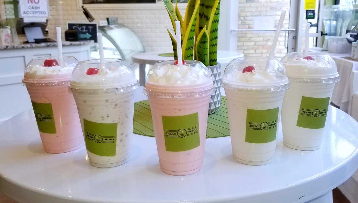 Mrs. Chicago tweet media